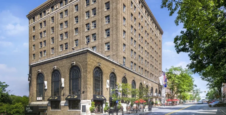 Best Suburban Residential Hotels USA | 2026 Definitive Guide