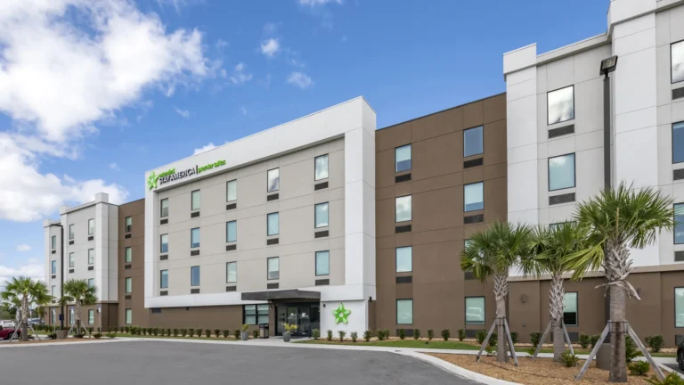 Top Extended Stay Plans | 2026 Guide to Long-Term Lodging Models